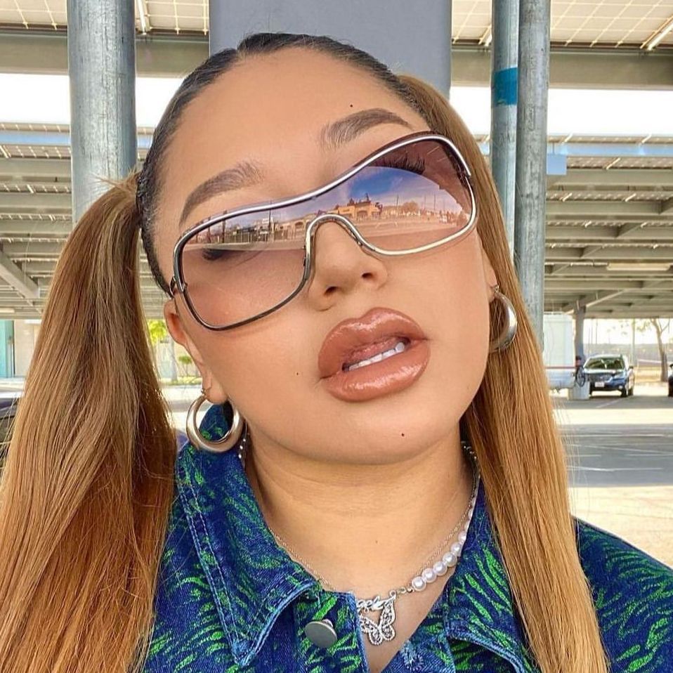 Y2K Frameless One-Piece Sunglasses – Trendy Metal Statement Shades for Outdoor & Instagram Fashion