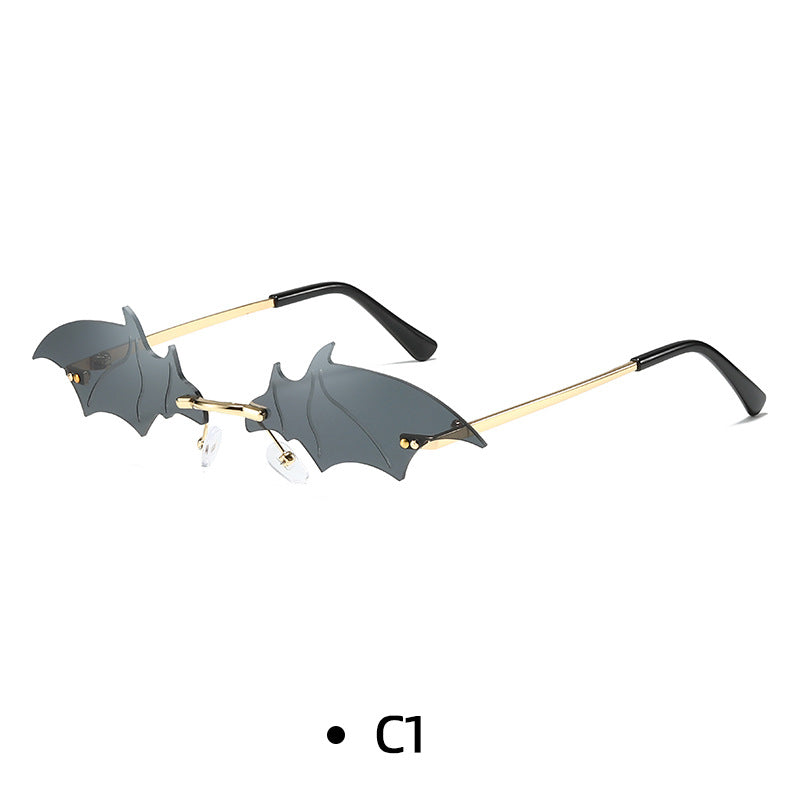 Personalized Bat Sunglasses – Unisex Glitter Street Style Shades – Trendy Halloween Fashion Accessory