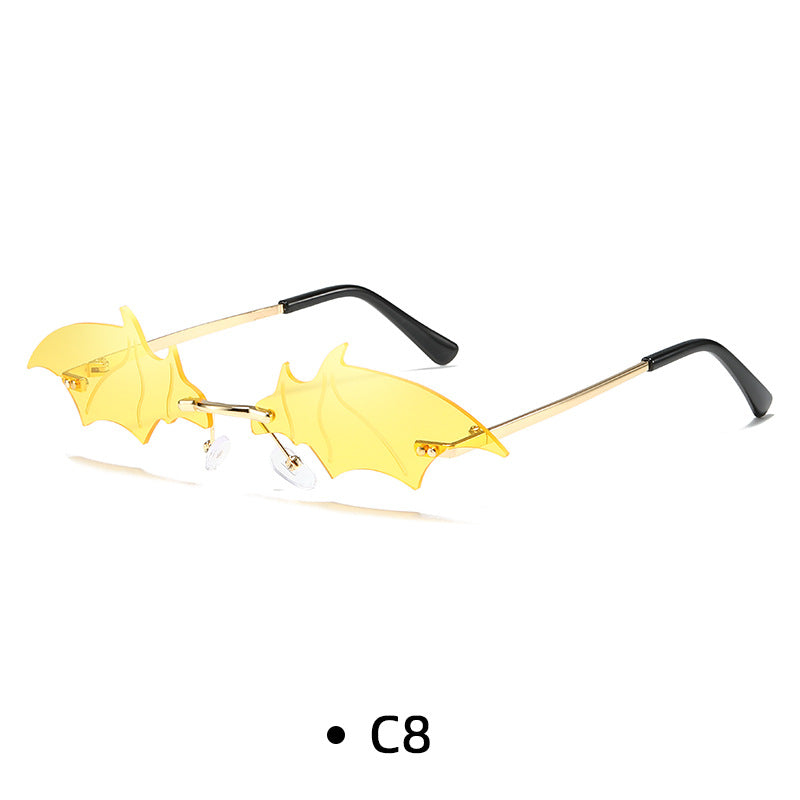 Personalized Bat Sunglasses – Unisex Glitter Street Style Shades – Trendy Halloween Fashion Accessory